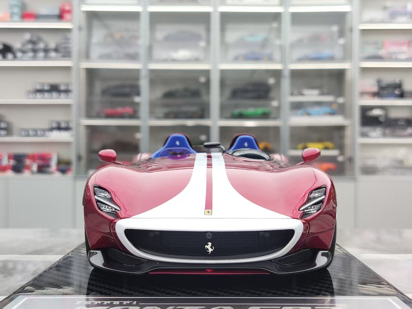 CE 1/18 Ferrari Monza SP2 Metallic Red CE010