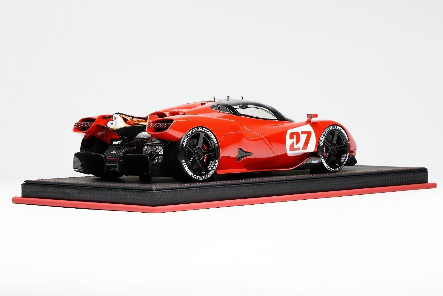 MOTORHELIX 1/18 scale Nilu 27 first supercar resin model
