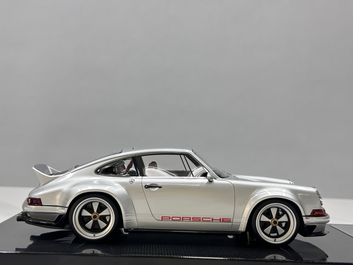 Dino Model 1/18 Porsche Singer DLS Silver DC007