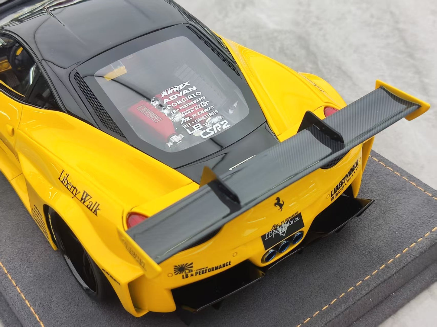 ARES MODEL 1/18 Ferrari 458 Yellow Model Car ARES011