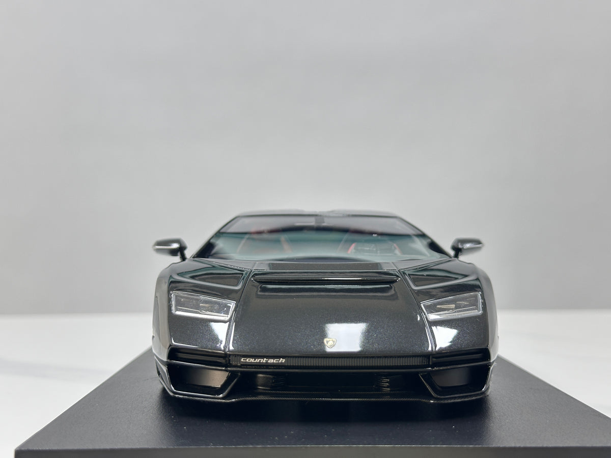 TopSpeed 1/18 Lamborghini Countach LPI 800-4 Black TS0440