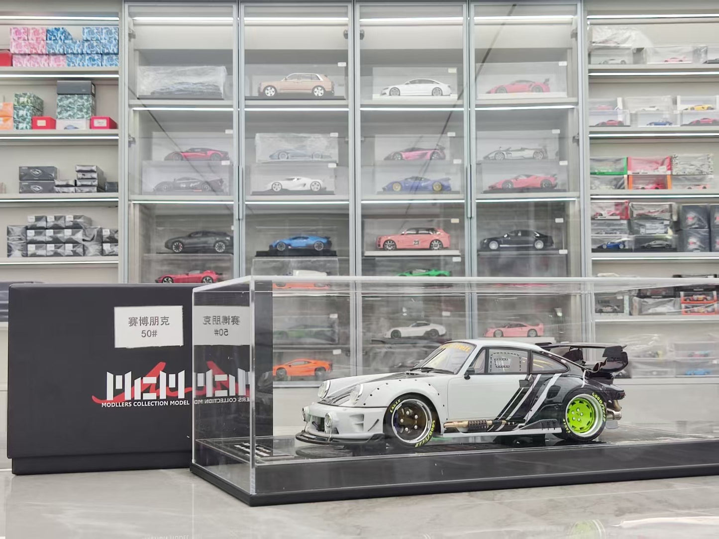 MCM 1/18 Porsche RWB 964 heavily modified Cyberpunk White Limited Edition Car Model MCM019