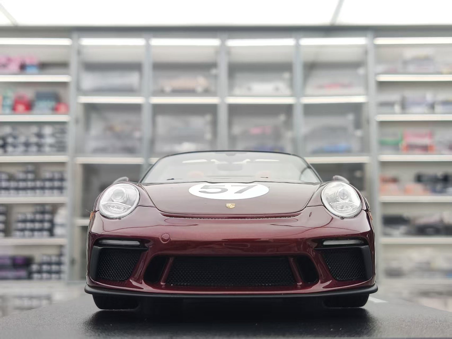 GT Spirit 1/18 Porsche 911 (991.2) SPEEDSTER “HERITAGE EDITION” Metallic Cherry Red GT929