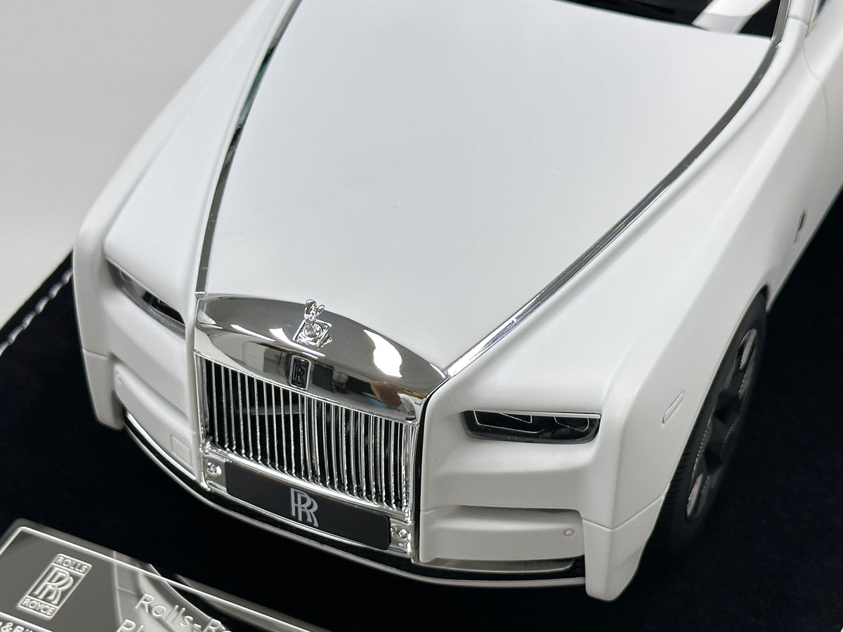 HH Model 1/18 Rolls-Royce Phantom Series II – Ivory White (HH735)