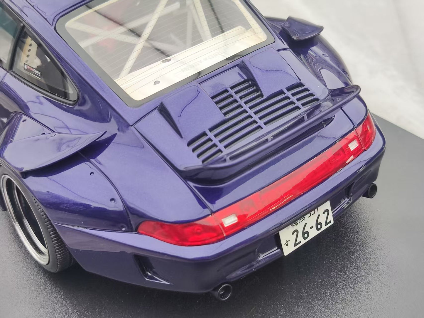 GT Spirit 1/18 Porsche RWB ARMY GIRL Purple GT562