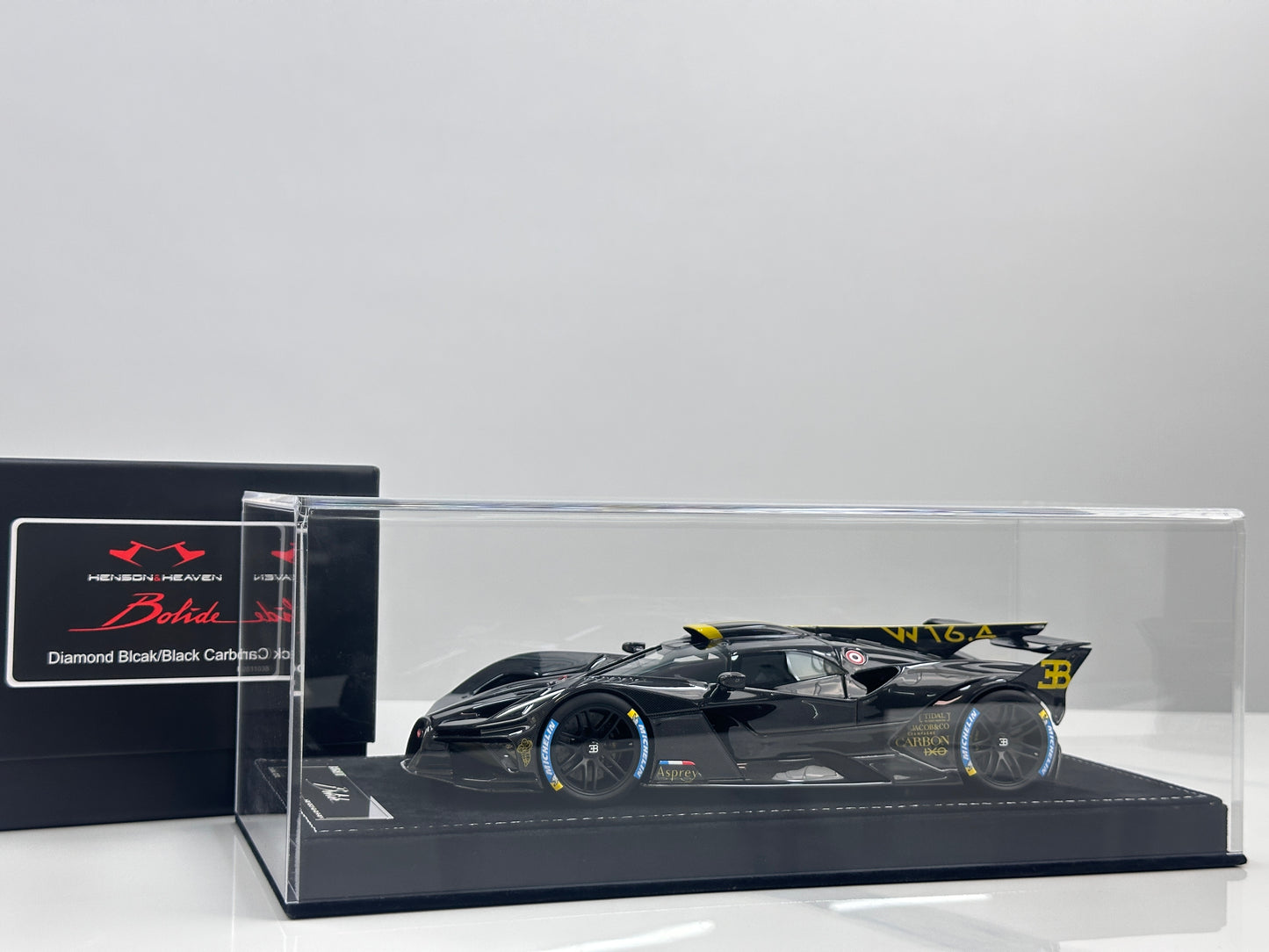 HH Model 1/18 Bugatti Bolide