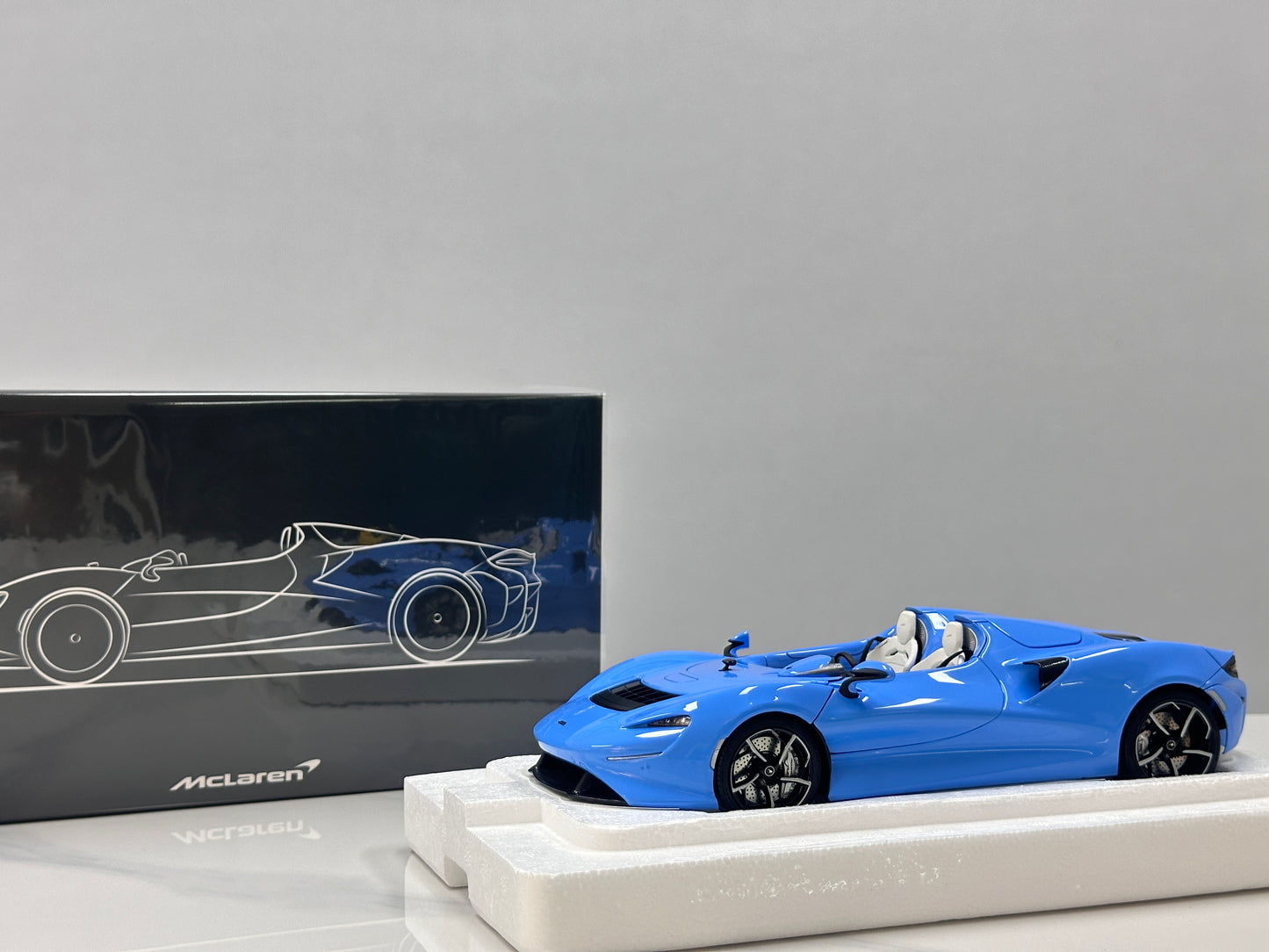 LCD 1/18 McLaren Elva Diecast Model – Sky Blue (LCD18015-BU)