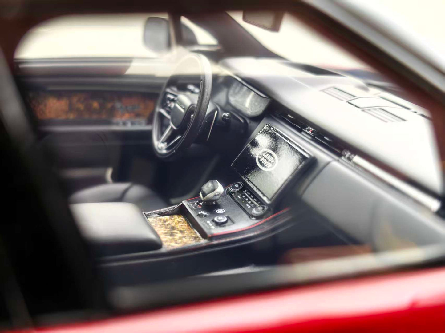 GT Spirit 1/18 RANGE ROVER SPORT GT523