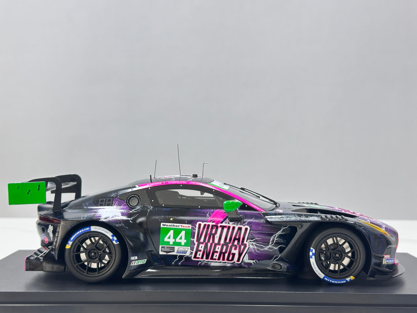 Topspeed 1/18 Aston Martin Vantage GT3 Evo #44 Magnus Racing Black/Purple Livery TS0690