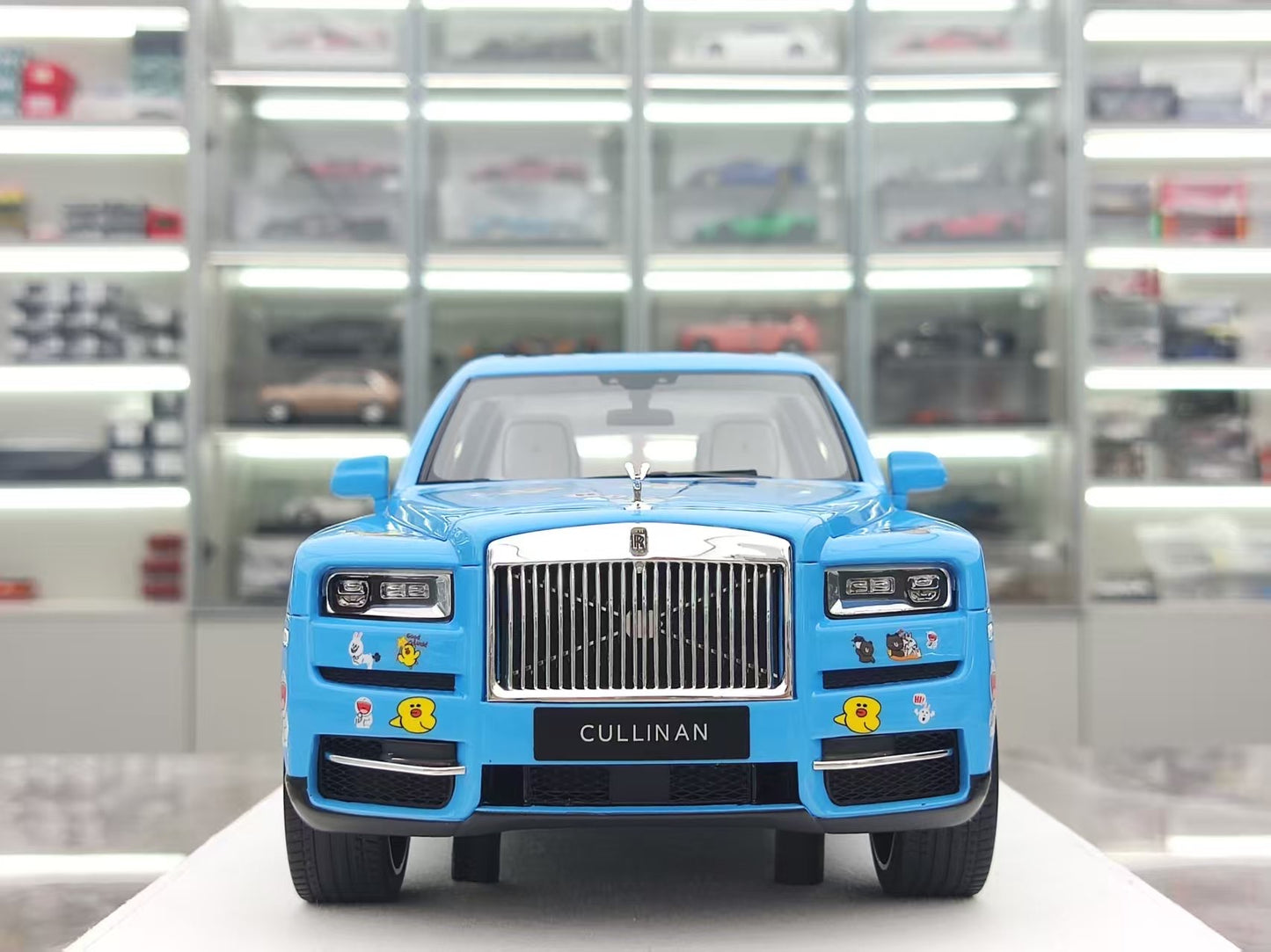 GL 1/18 Rolls-Royce Cullinan Brown Bear Resin Model JS-GL033