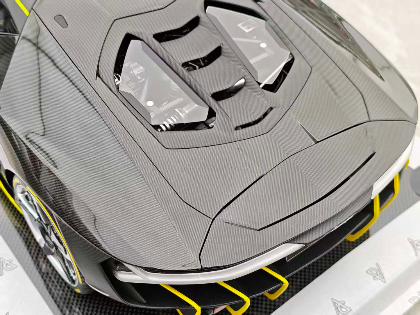 Amalgam 1/8 Lamborghini Centennial Bull M5947