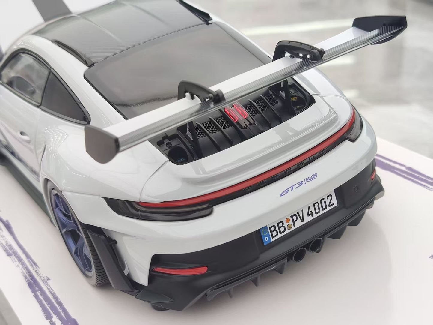 MINICHAMPS 1/18 Porsche 911 GT3 RS Alloy Car Model 113062035