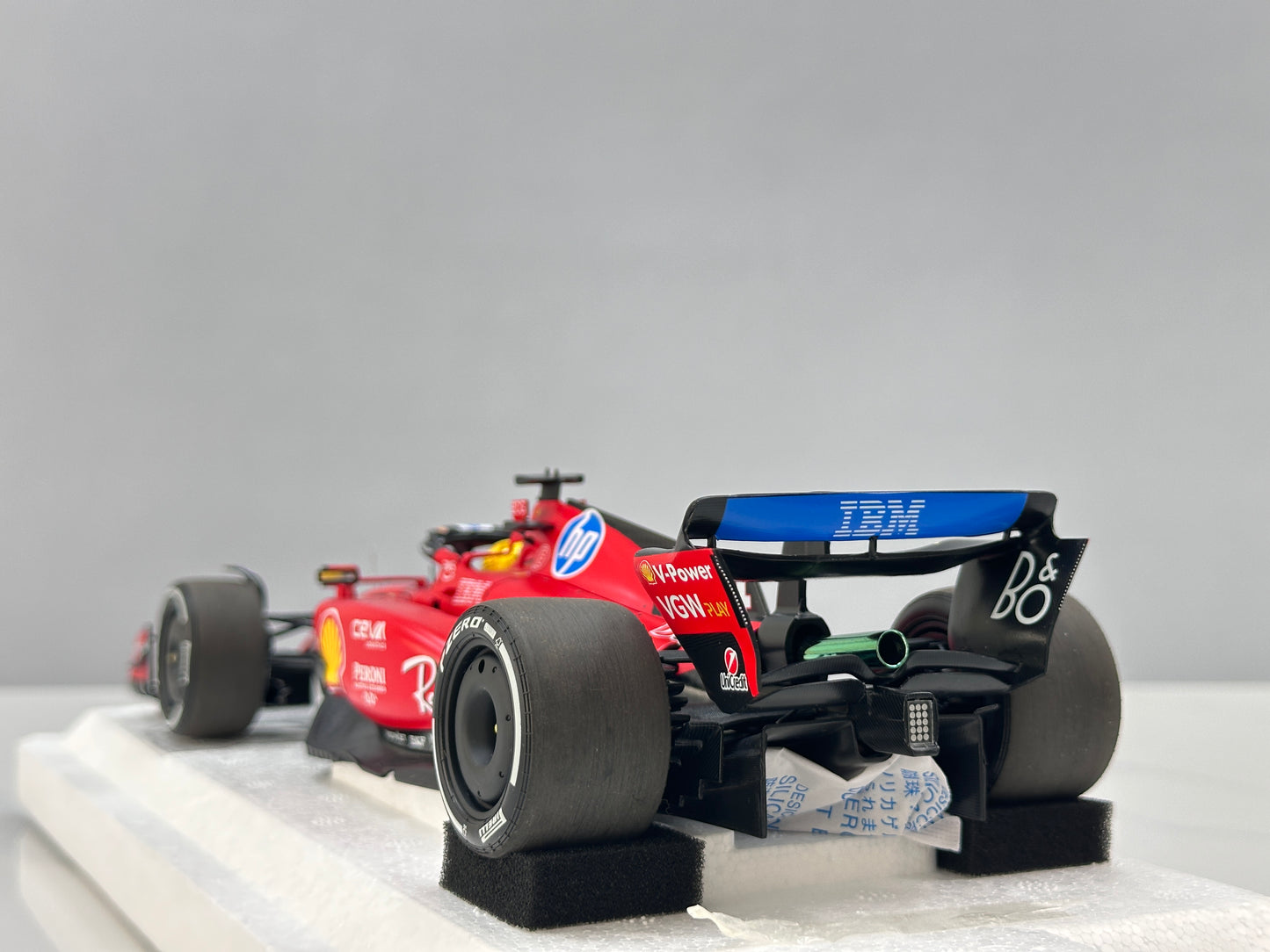 BBR 1/18 Ferrari SF-23 #44 Red BBR2318T44