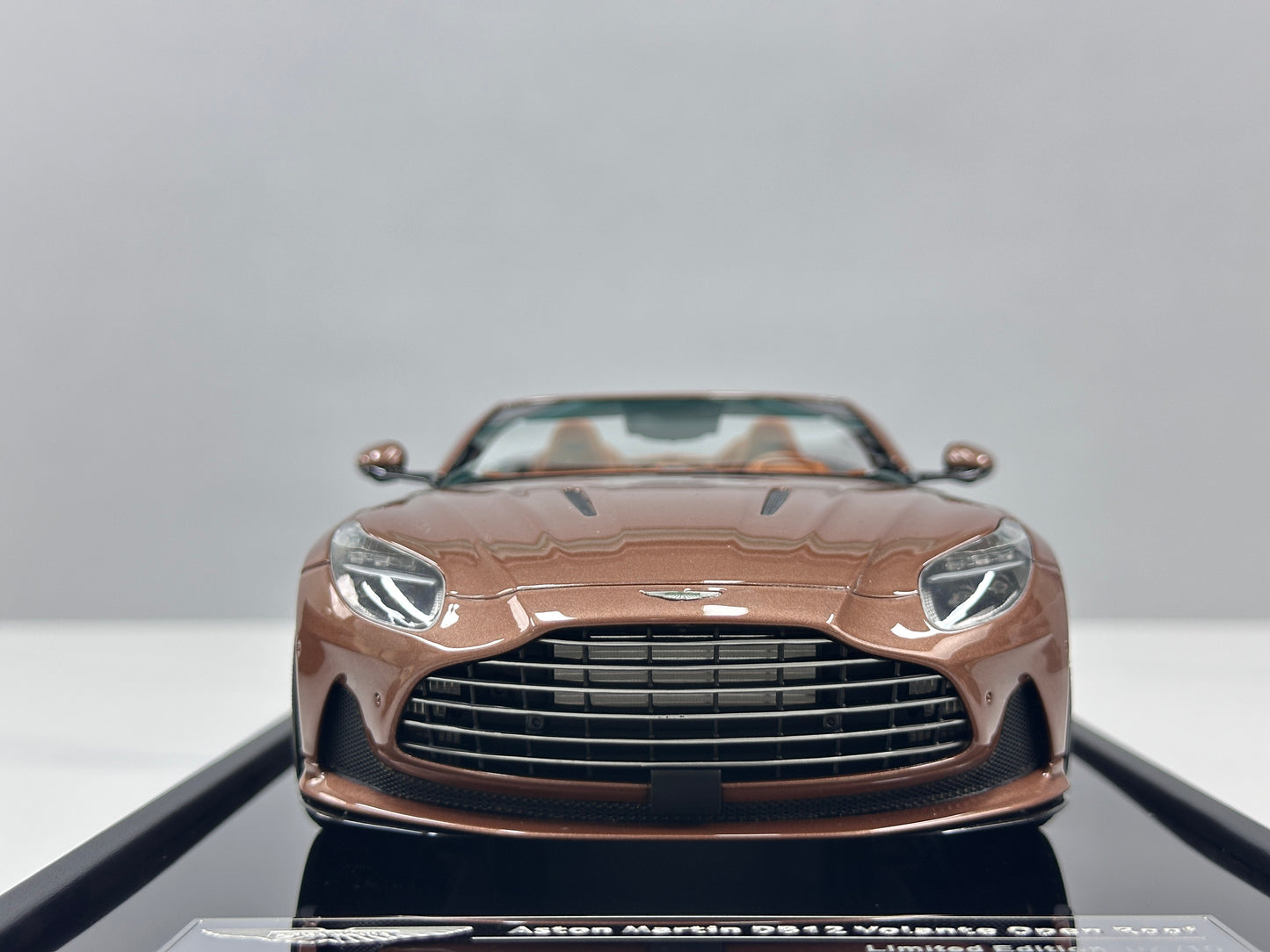 Xiaoguang Model & MotorHelix 1/18 Aston Martin DB12 Volante Convertible – Glamour Copper (MH386)
