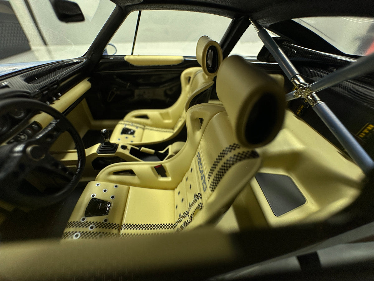 DinoModel 1/18 Porsche Singer DLS Ice Blue DC001