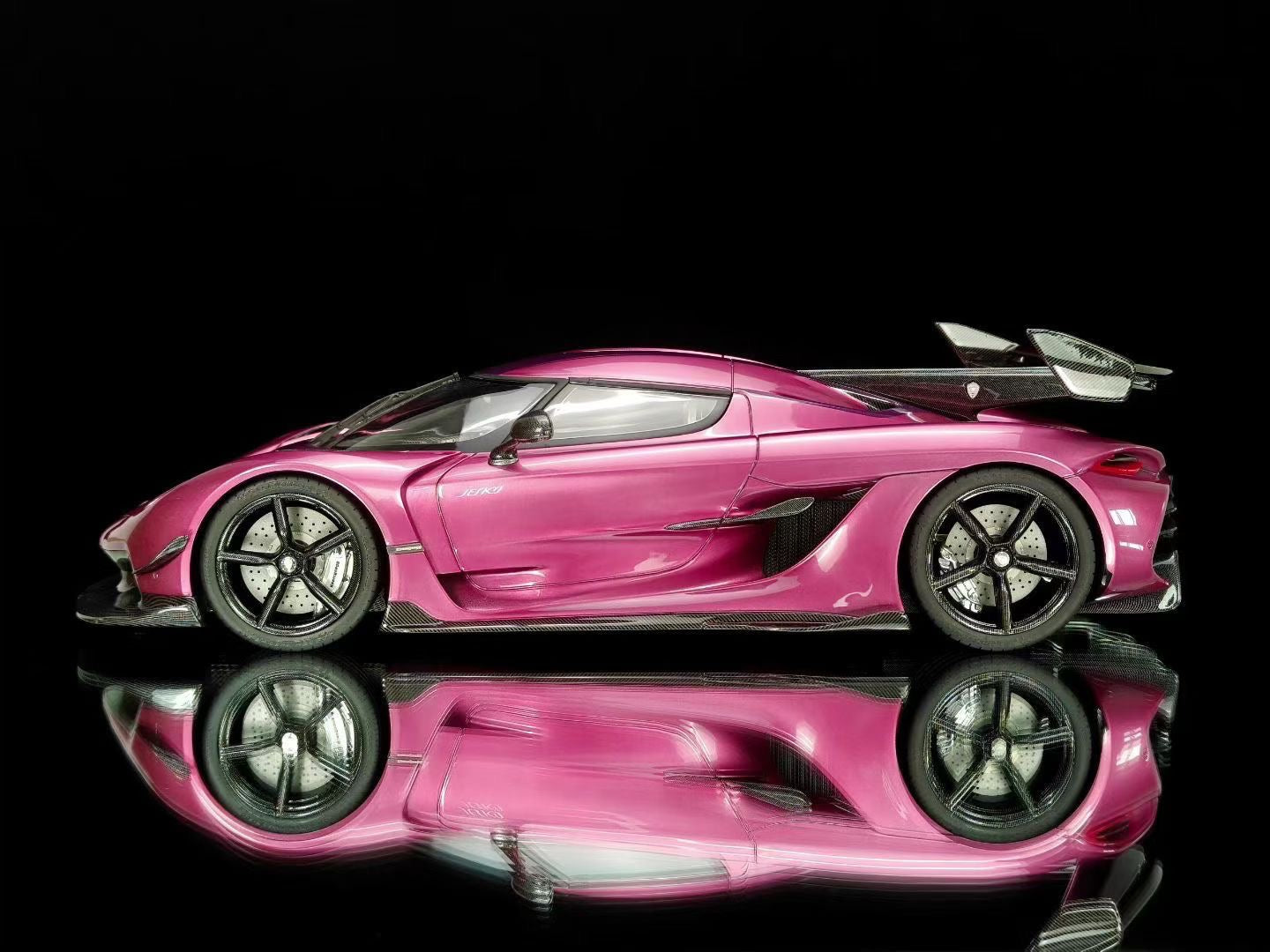Frontiart 1/18 Koenigsegg Jesko Purple