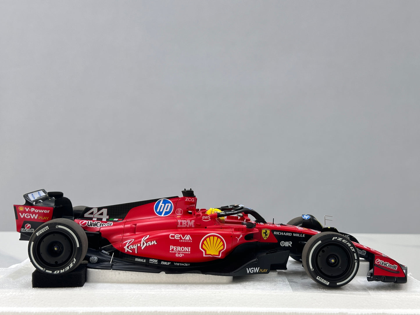 BBR 1/18 Ferrari SF-23 #44 Red BBR2318T44