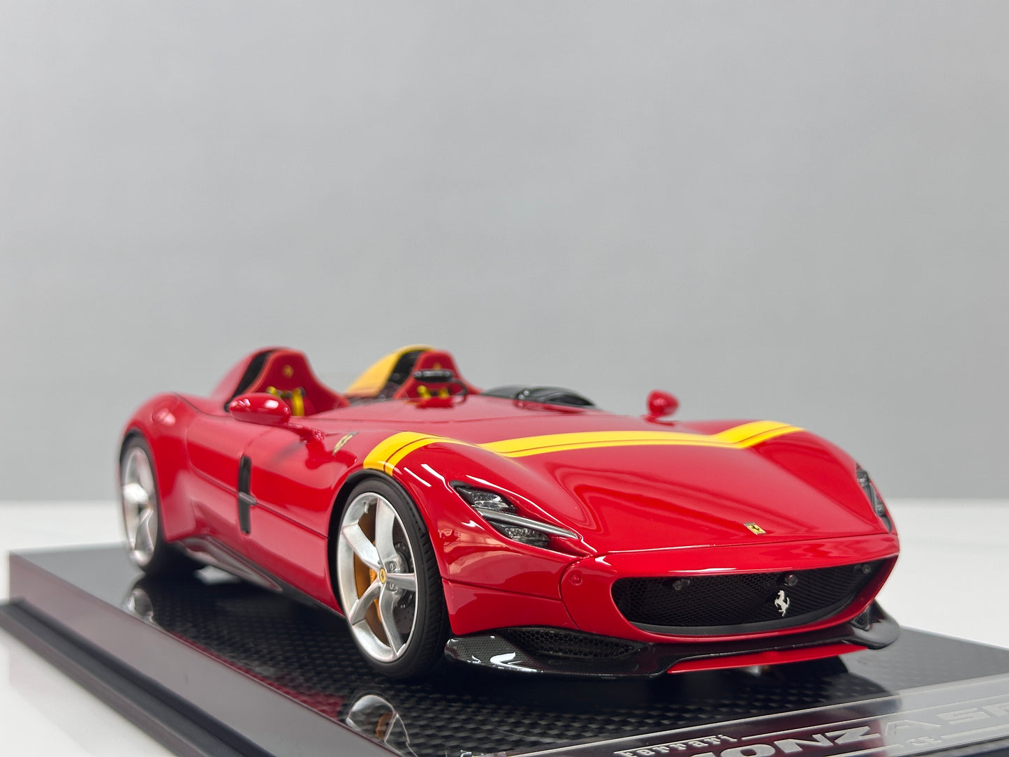 CE 1/18 Ferrari Monza SP2 – Prancing Horse Red (CE012)