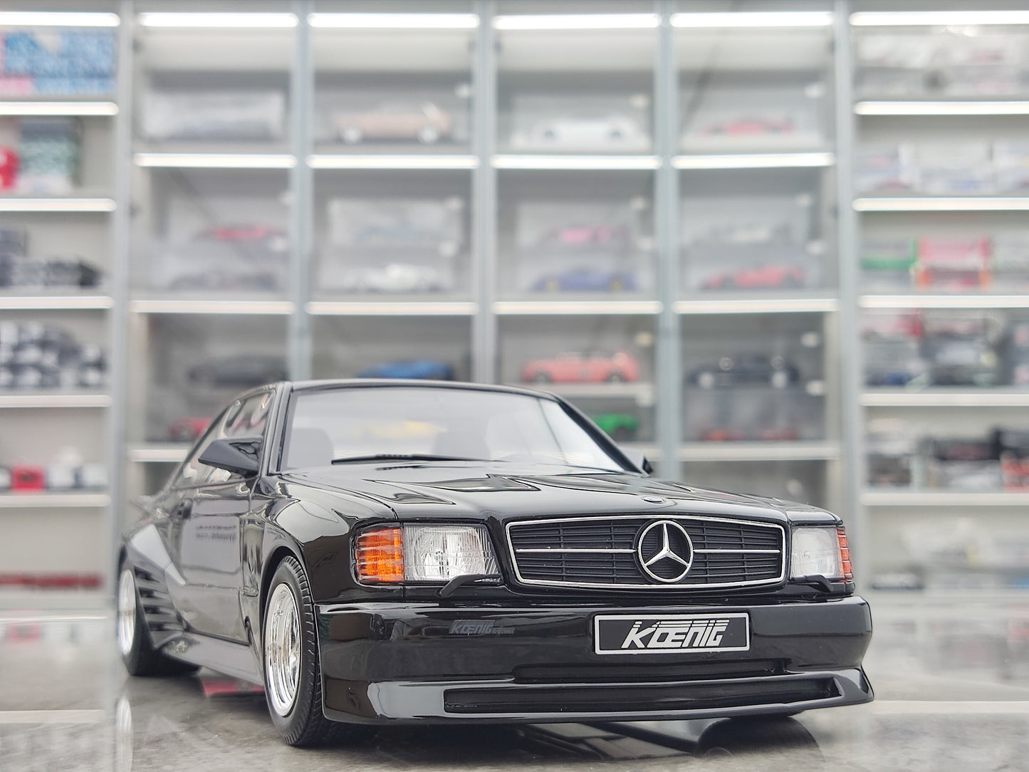 OTTO 1/18 Mercedes SPECIALS 560 Obsidian Black OT1134