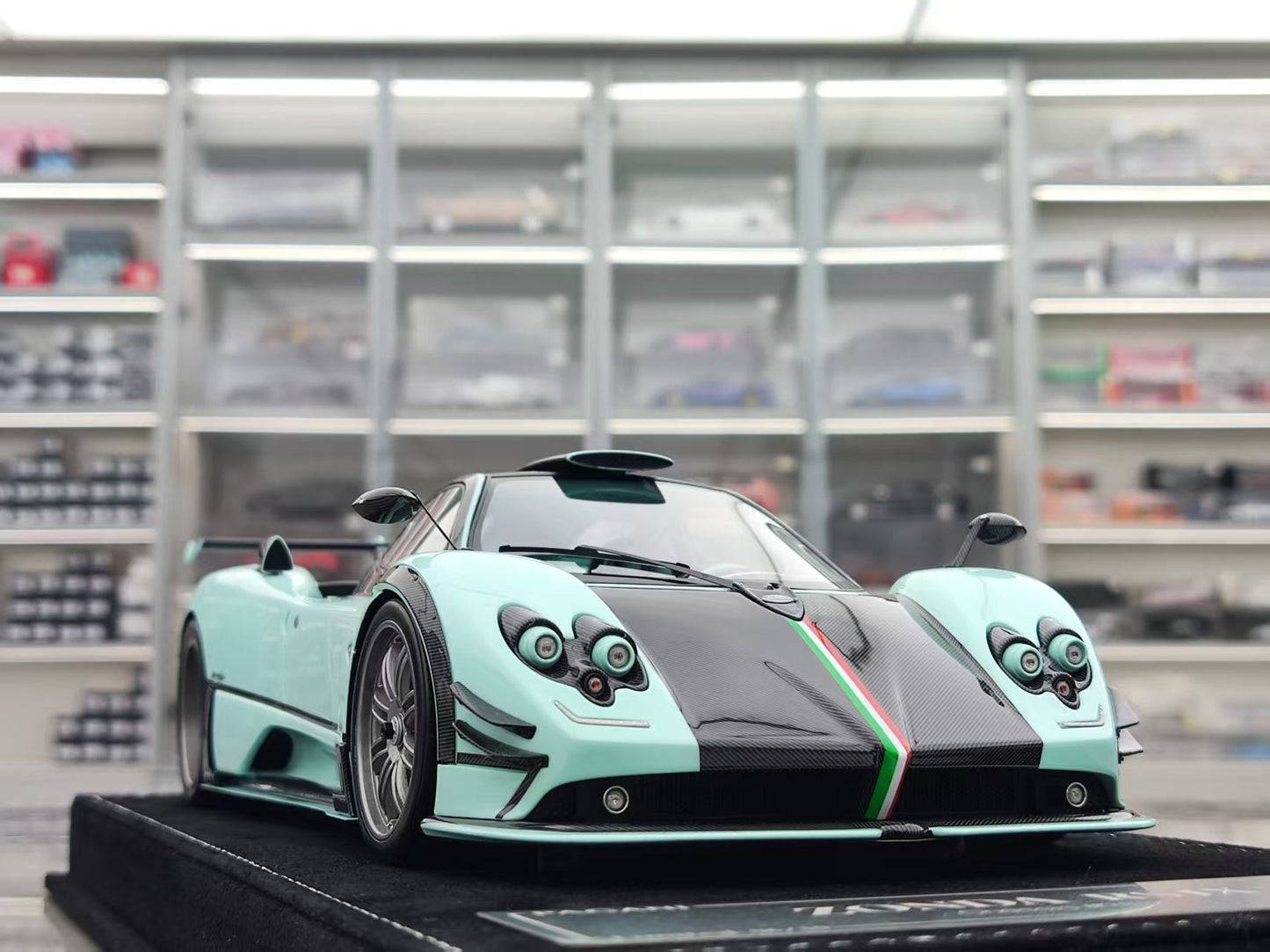HH Model 1/18 Pagani Zonda Specials RSJX HH548