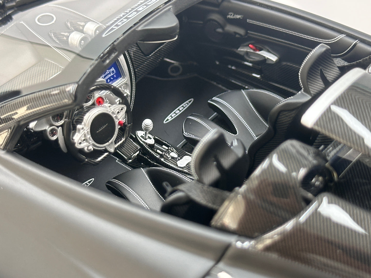 HH Model 1/18 Pagani Huayra Matte Black Carbon HH663