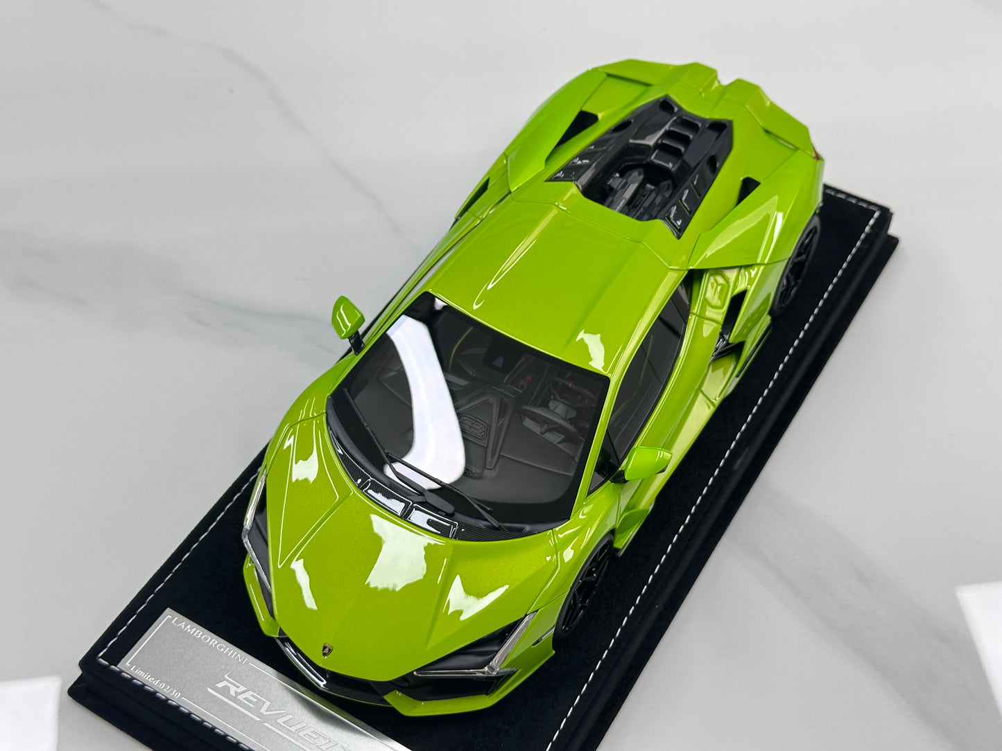 HH Model 1/18 Lamborghini Revuelto Ithaca Green HH615