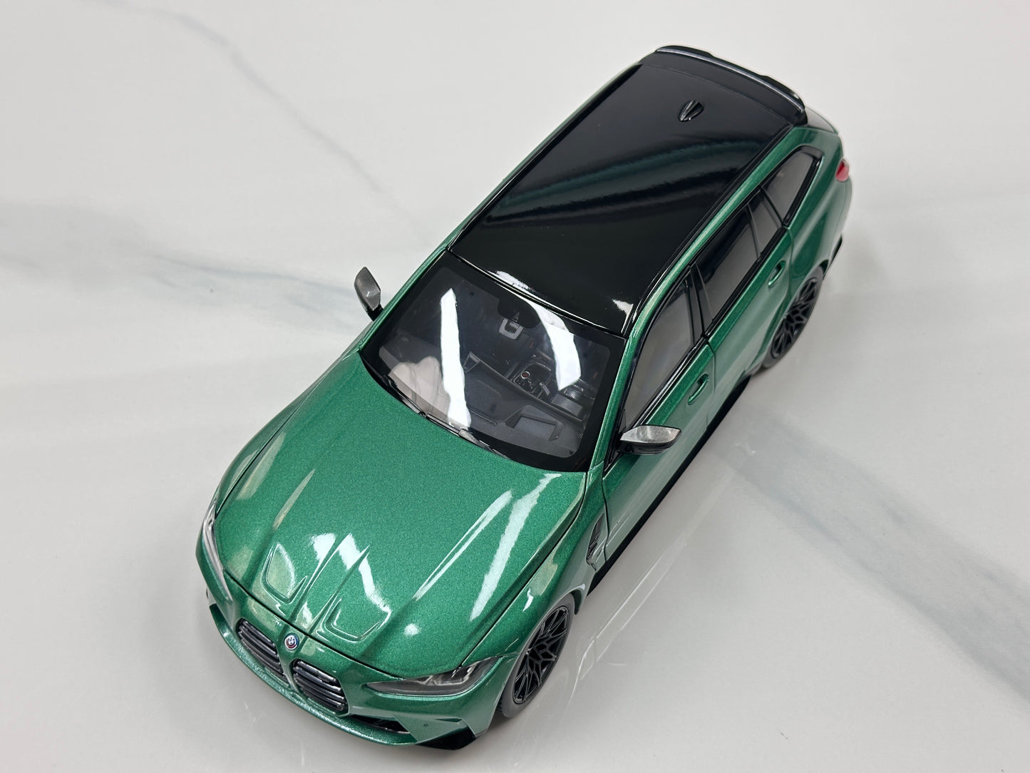 TSM MODEL 1/18 BMW M3 Touring (Isle of Man Green) TSM181030