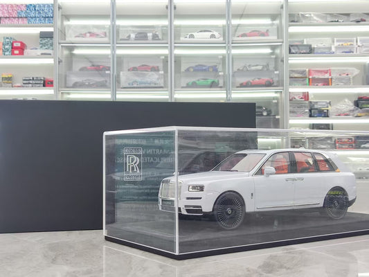 GL 1/18 Rolls-Royce Cullinan Grey JS-GL031