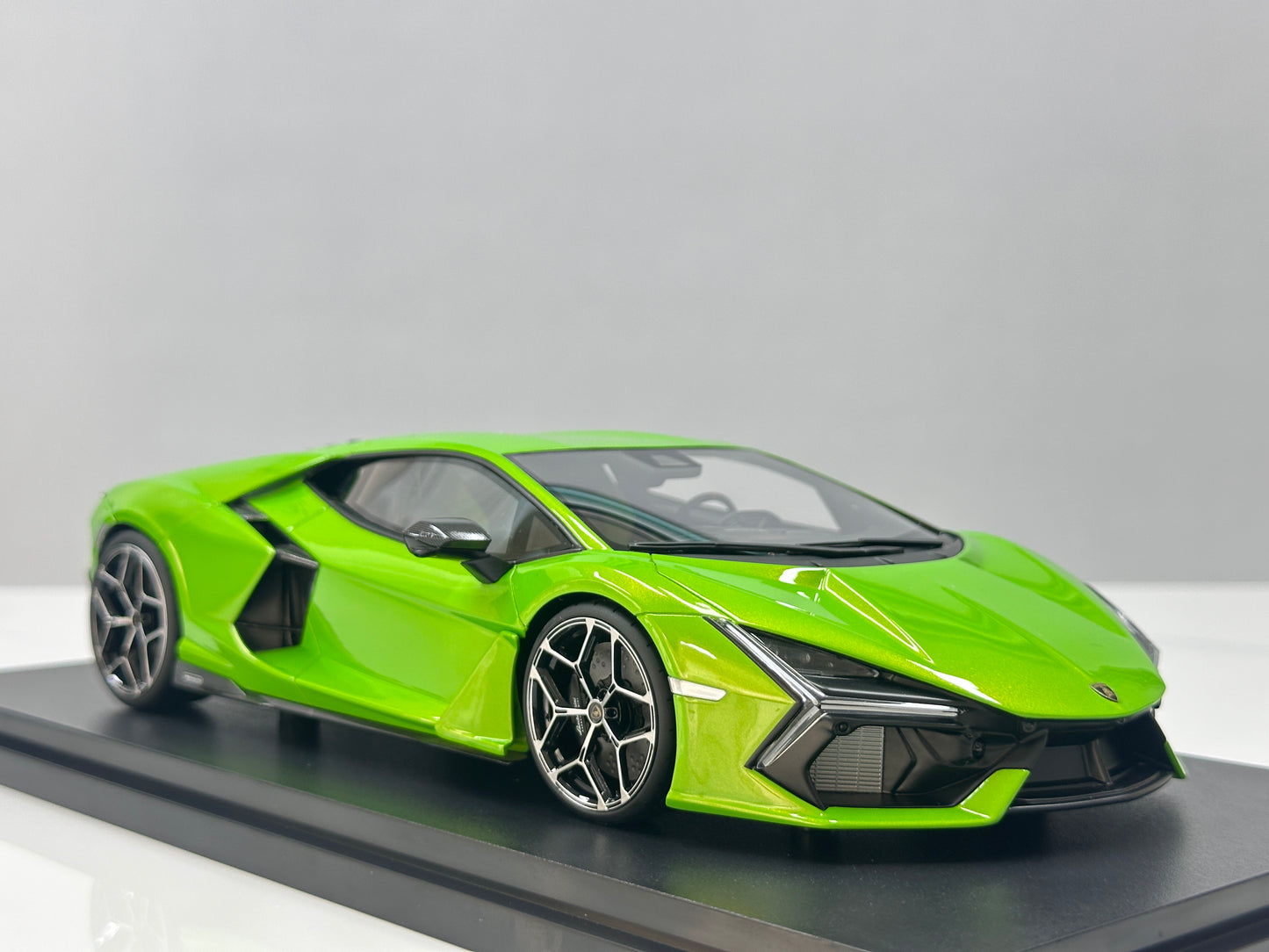 Topspeed 1/18 Lamborghini Revuelto Green TS0621