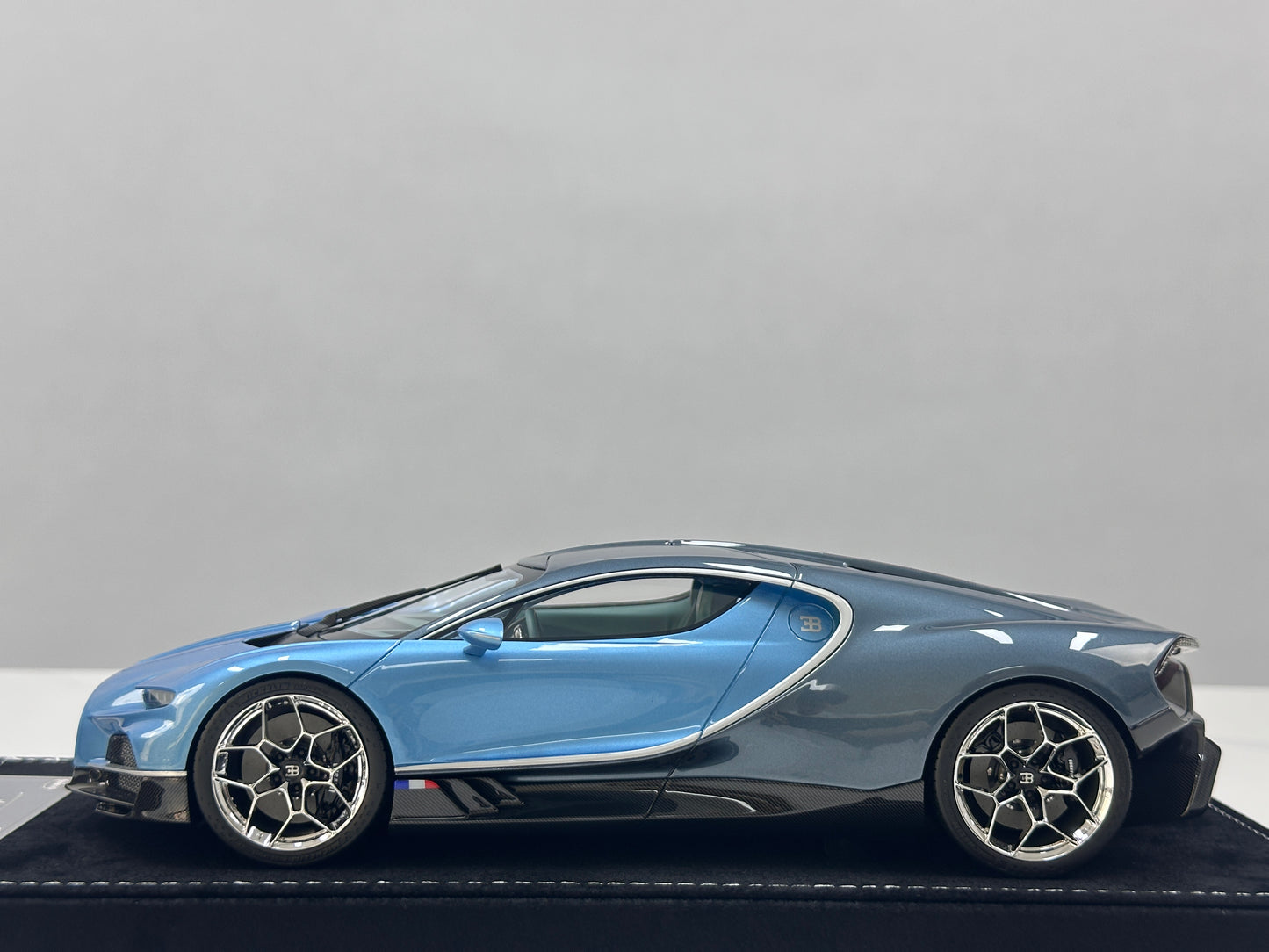 HH MODEL 1/18 Bugatti Tourbillon Release Color HH638
