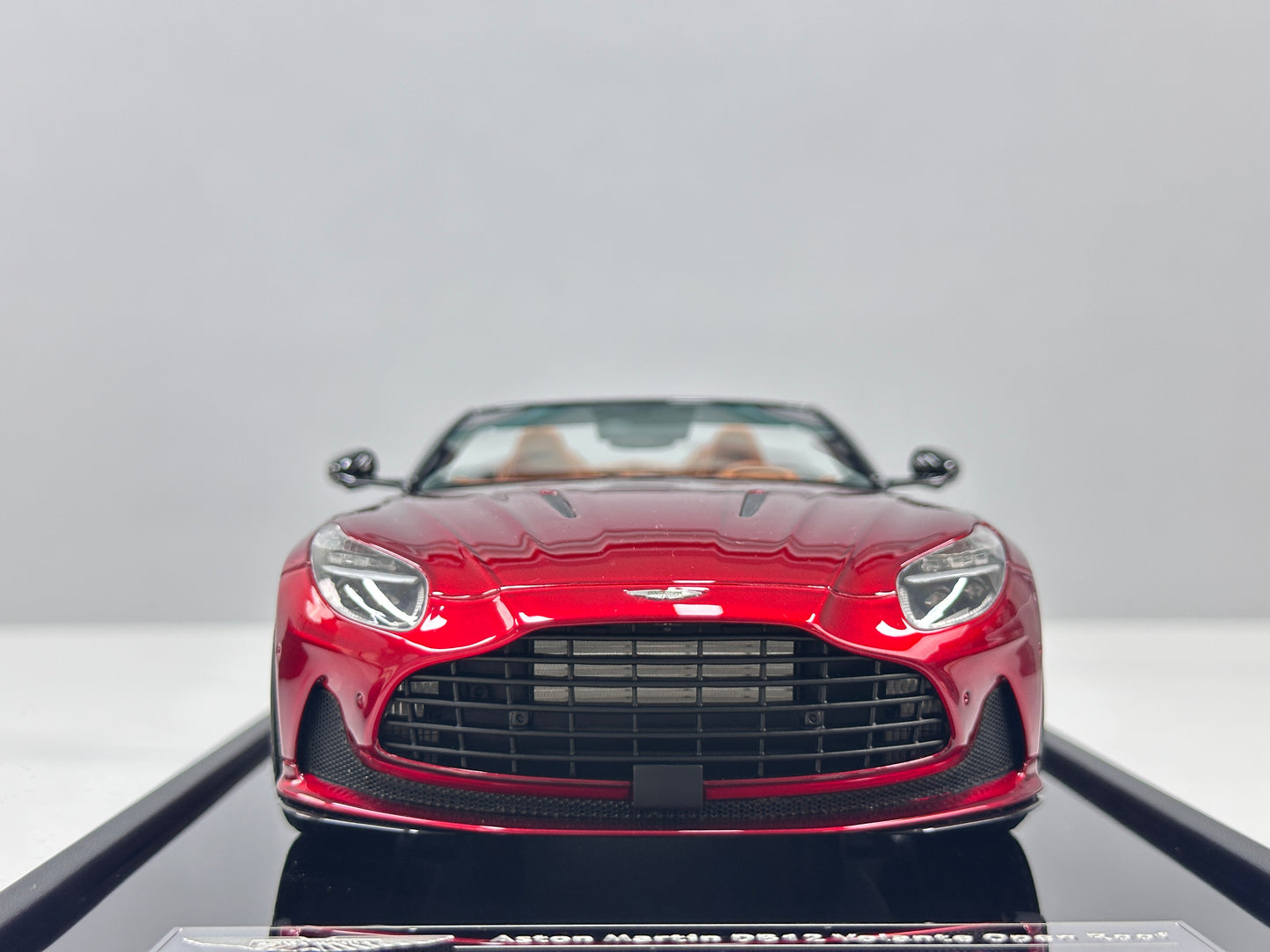 Xiaoguang Model & MotorHelix 1/18 Aston Martin DB12 Volante Convertible – Volcano Red Metallic (MH388)