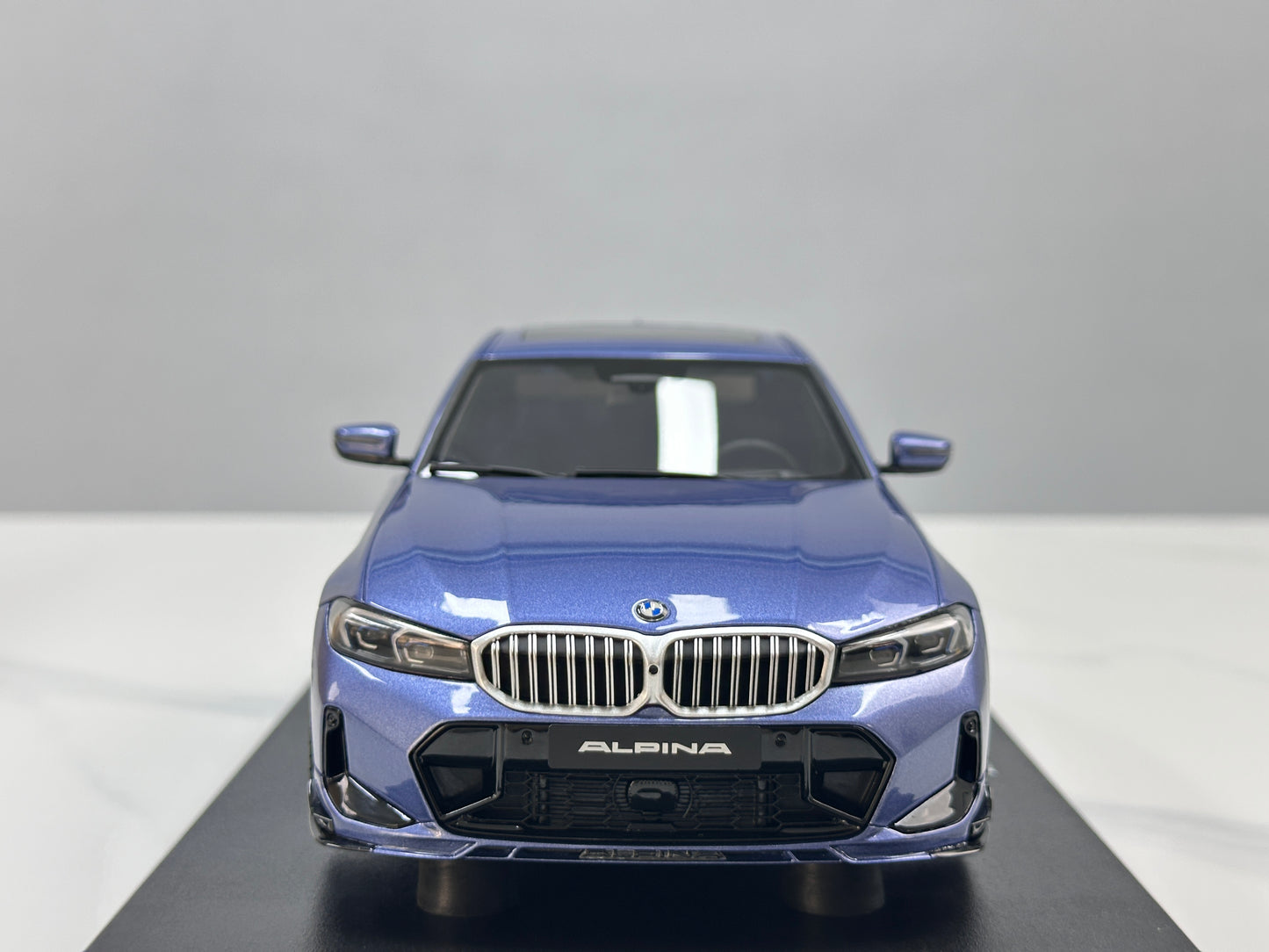 GT Spirit 1/18 Alpina B3 GT SALOON Blue GT543