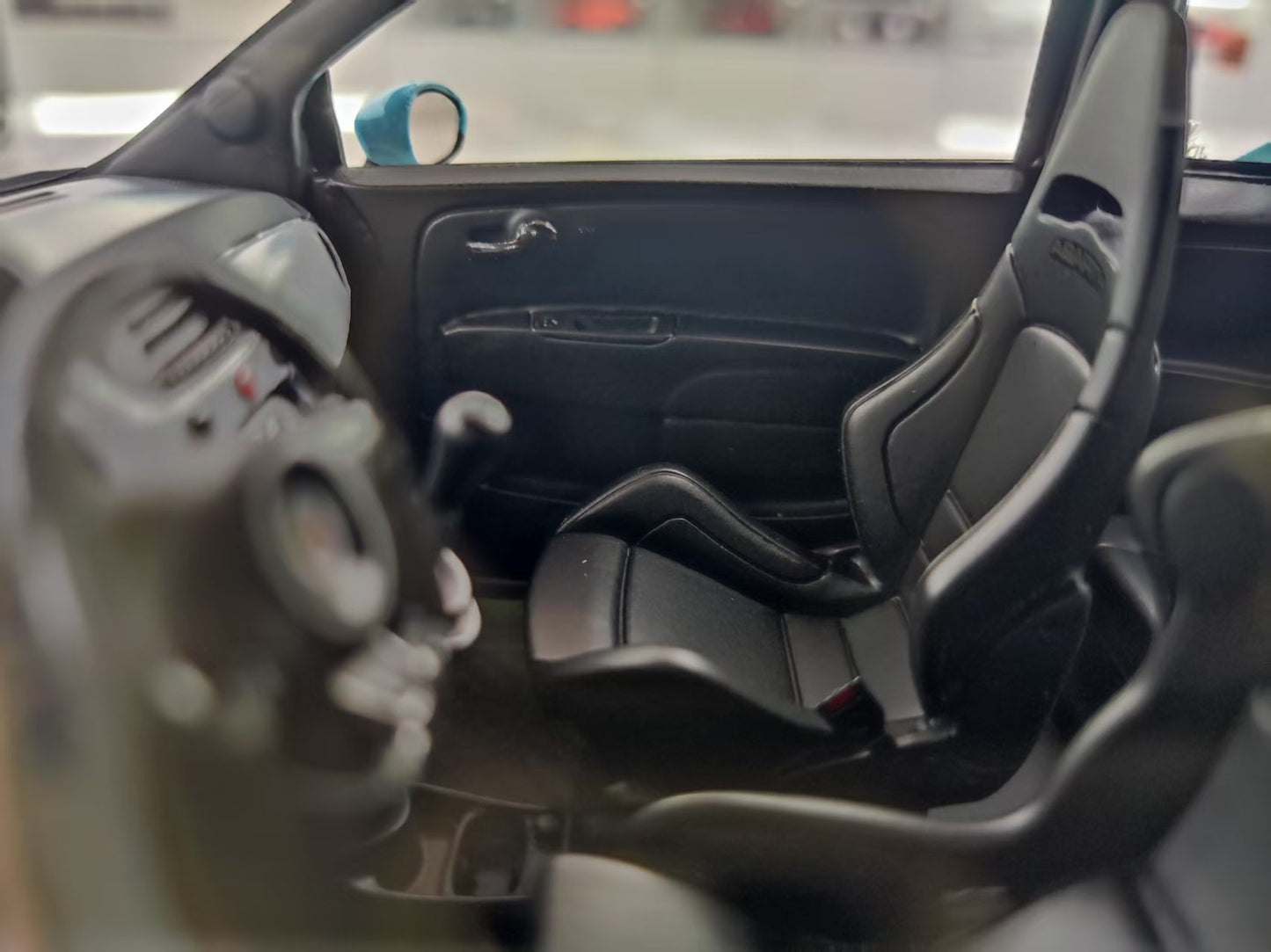 VIP 1/18 Abbas 595 Tiffany Blue VIP182