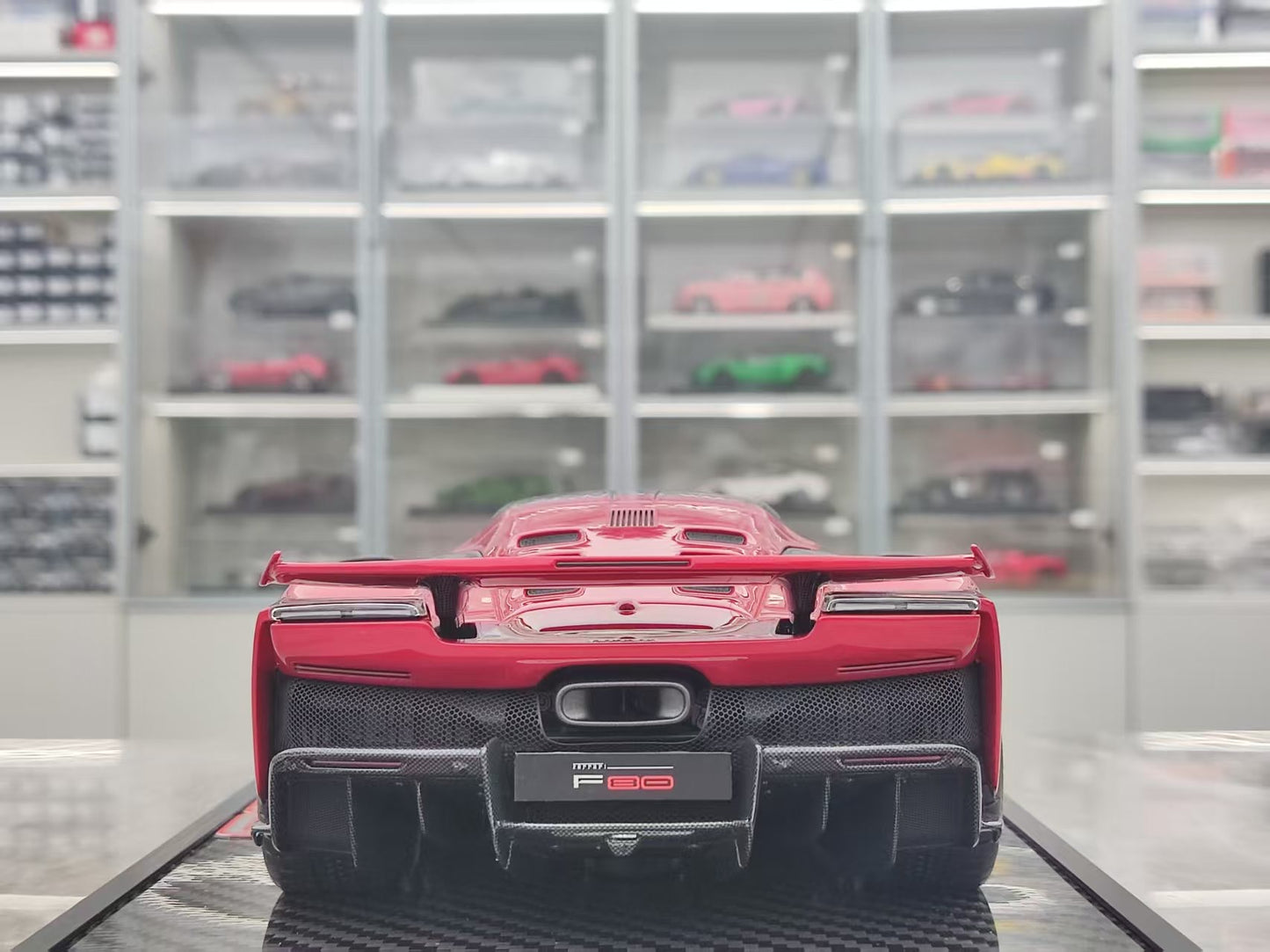 BBR 1/18 Ferrari F80 (New King of the Road) Carbon Base, Standard Red/Silver Carbon Fiber Wheels P18253A1CH