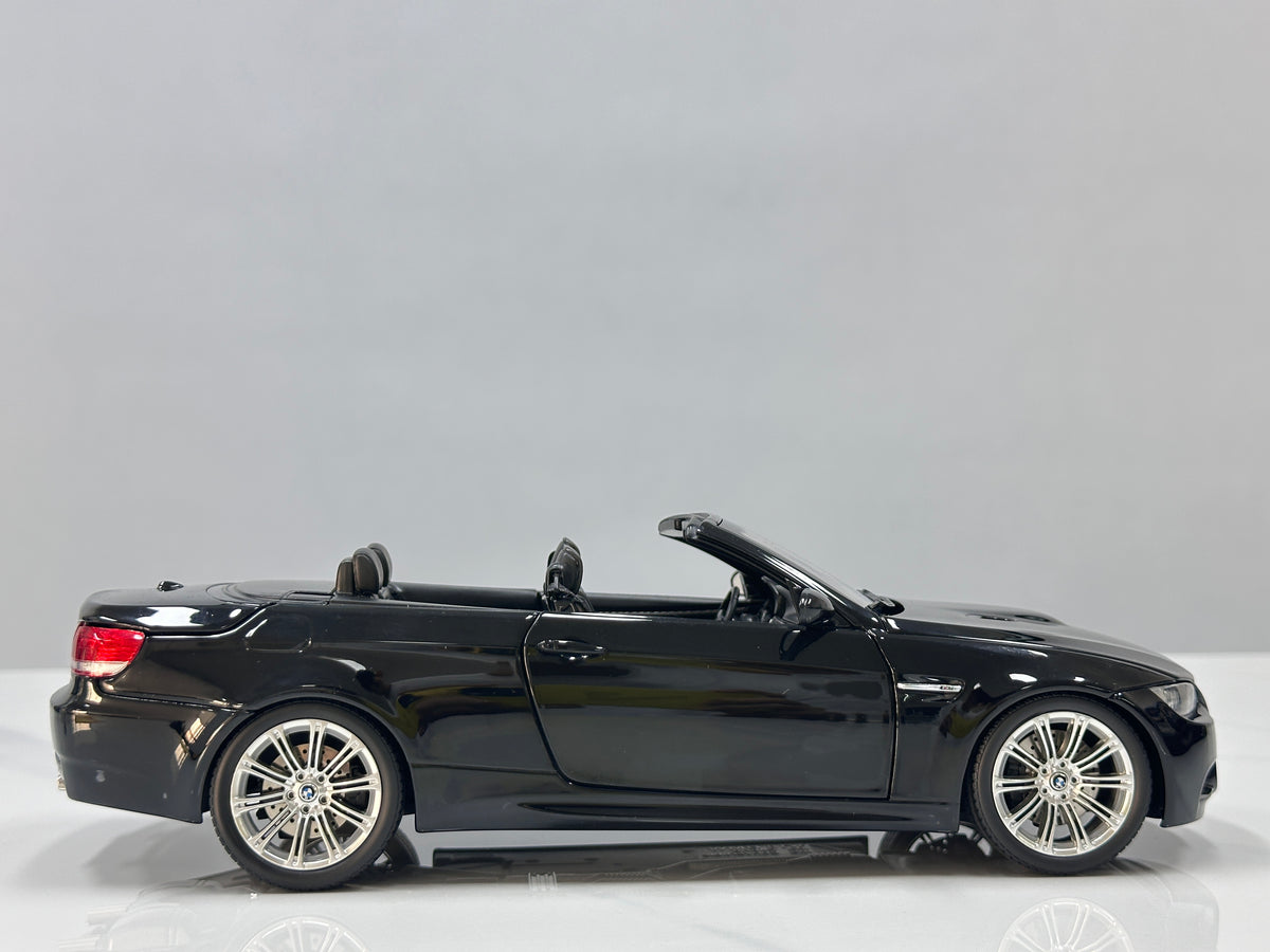KYOSHO 1/18 BMW M3 Convertible (E93M) Black 08738BK