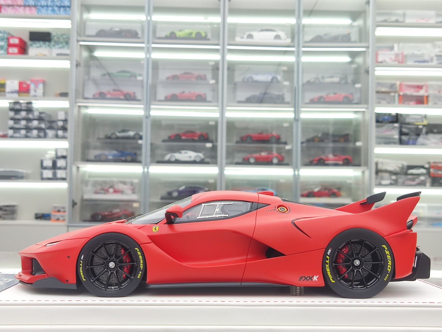 CE 1/18 Ferrari FXXK Matte Orange-Red Resin Car Model JS-CE008