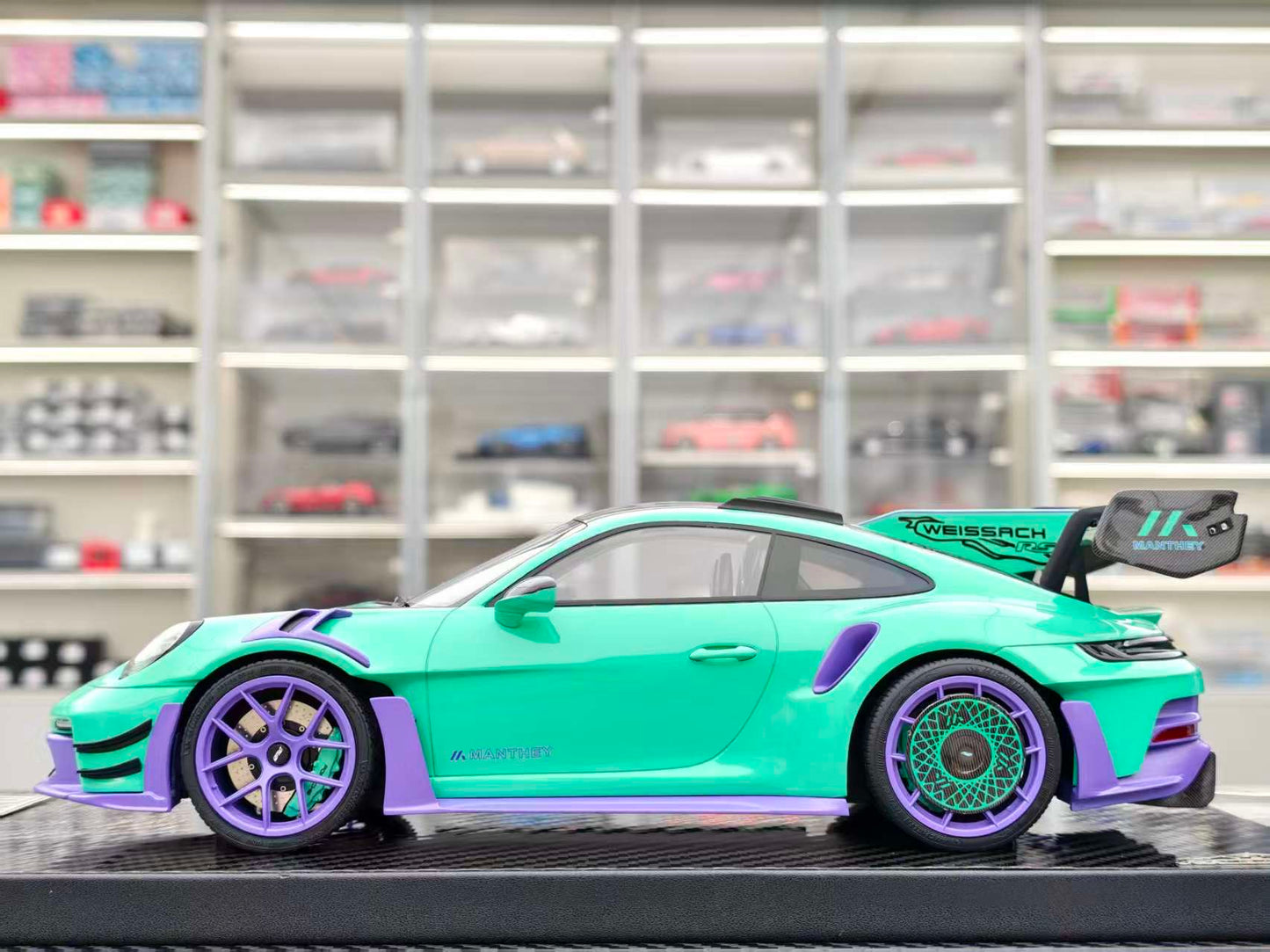 VIP 1/18 Porsche 911 GT3 RS-Manthey Racing Mint Green VIP185
