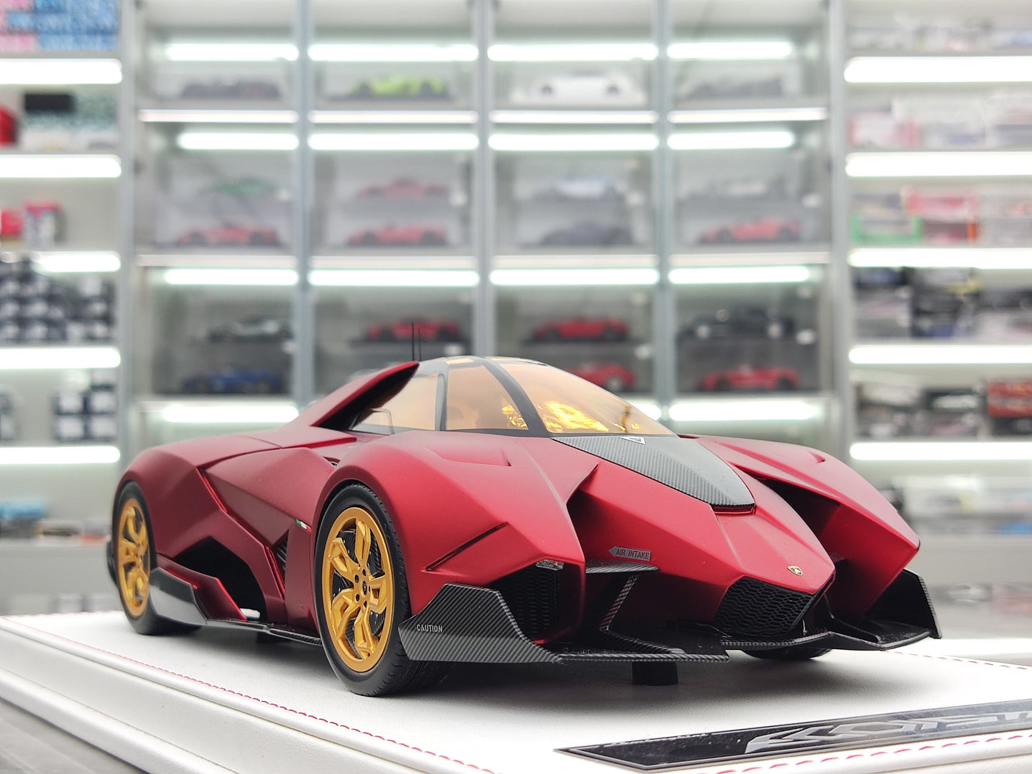 CE 1/18 Lamborghini Egoista Matte Red Limited Edition Car Model JS-CE002