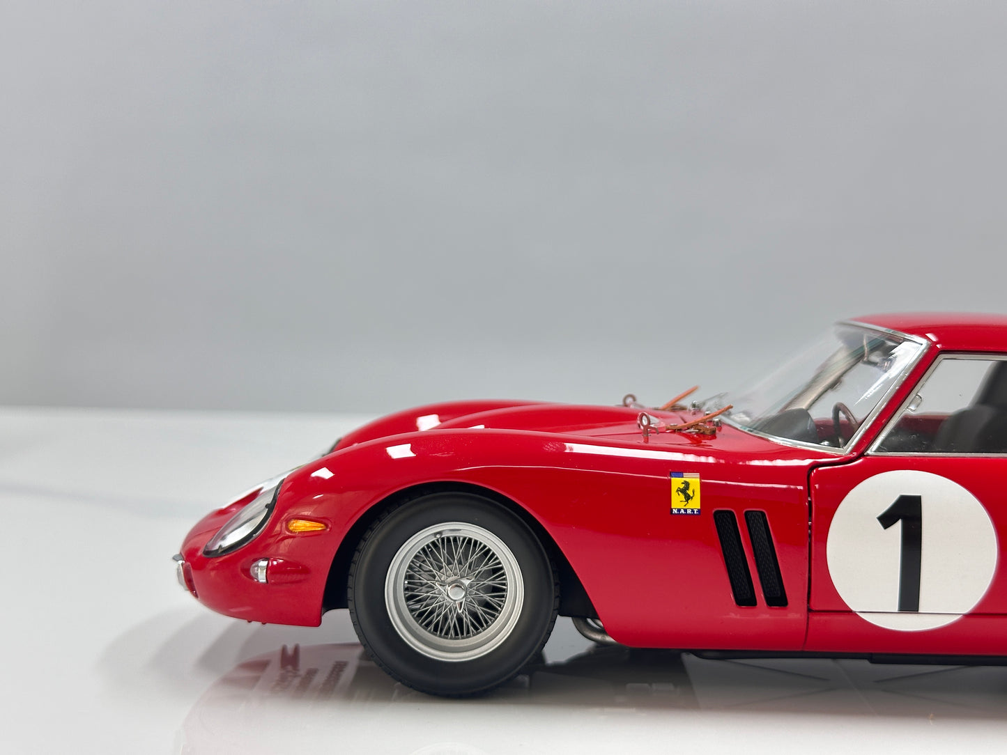 KYOSHO 1/18 Ferrari 250 GTO Red KY212
