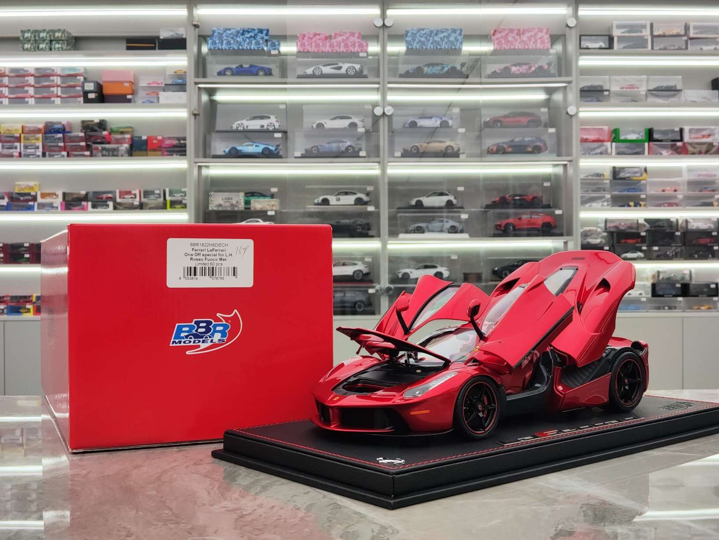 BBR 1/18 Ferrari LaFerrari Hamilton Alloy Full Open Version, Metallic Red, Leather Sole, BBR1822H8DIECH