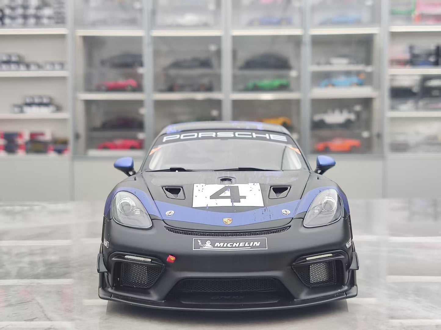 OTTO 1/18 Porsche Cayman 718 GT4 RS Clubport 2021 Blue/Black Livery OT469