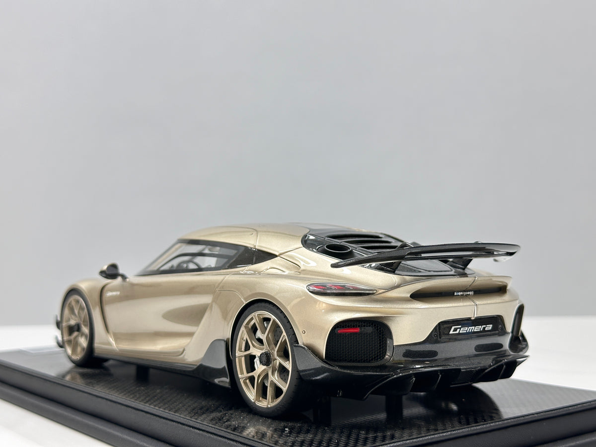 FrontiArt 1/18 Koenigsegg Gemera - Champagne Gold (FA207)