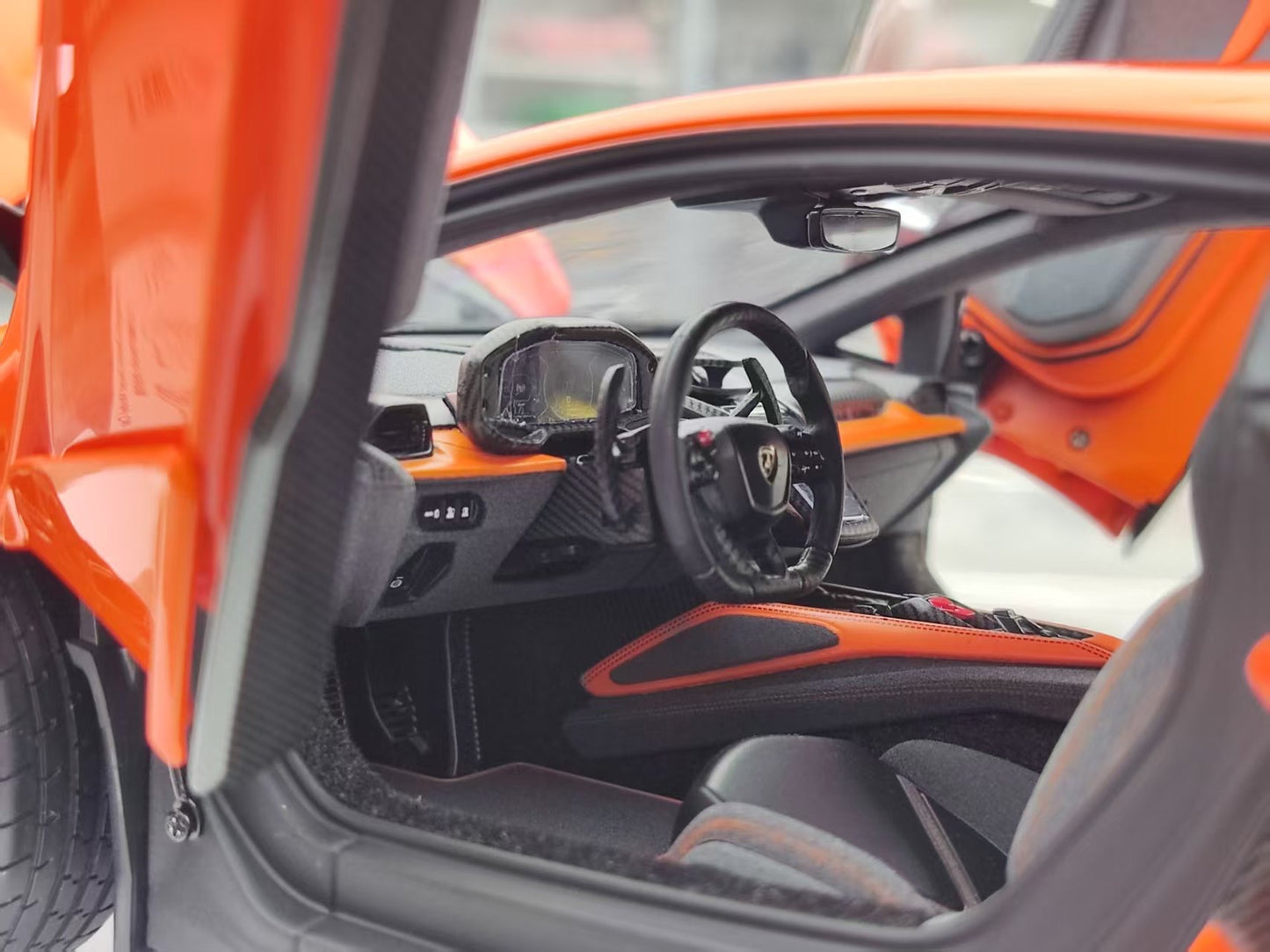 LCD 1/18 Lamborghini Revuelto Alloy Full Opening Orange LCD18026-OR