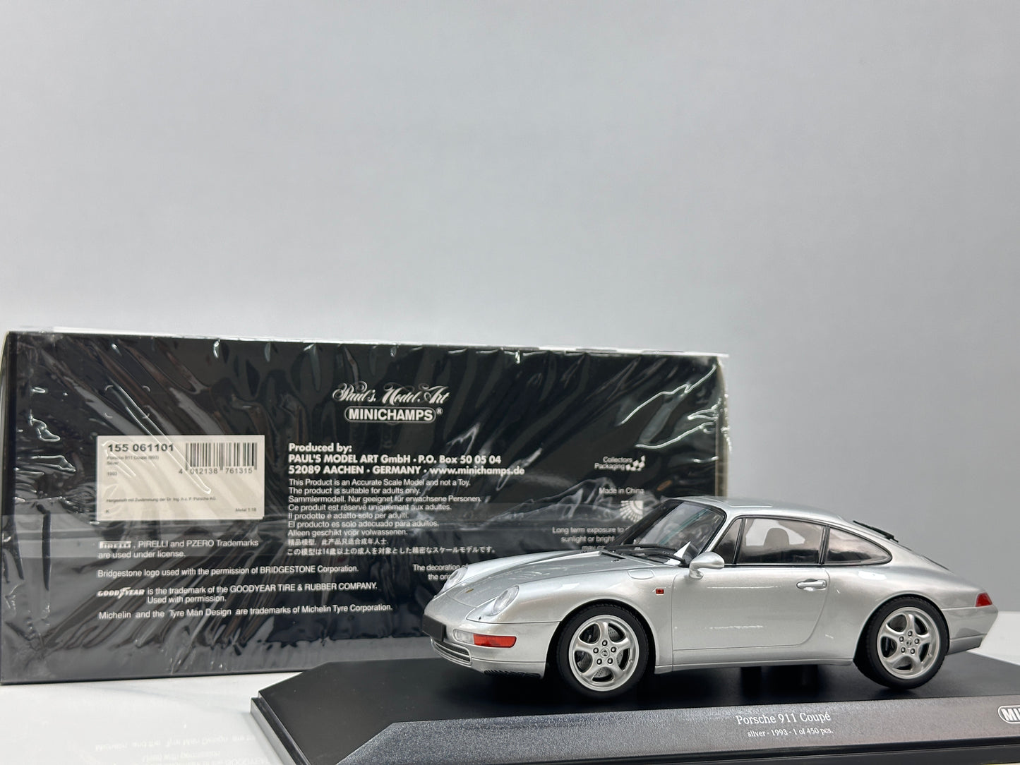 MINICHAMPS 1/18 Porsche 911 (993) 1993 Silver 155061101