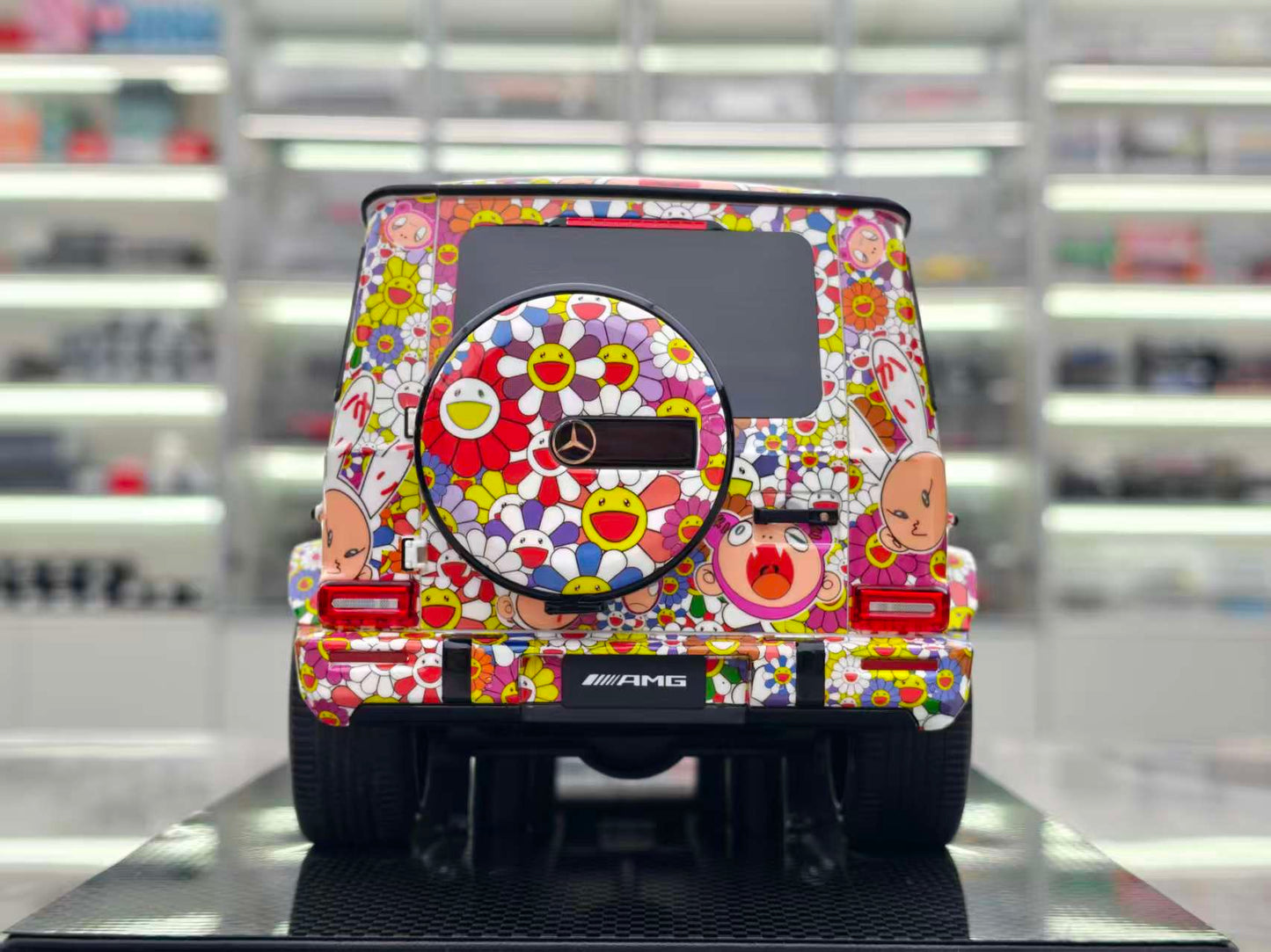 Dino Model 1/18 Mercedes-Benz G63 Custom Edition Sunflower DMK001B