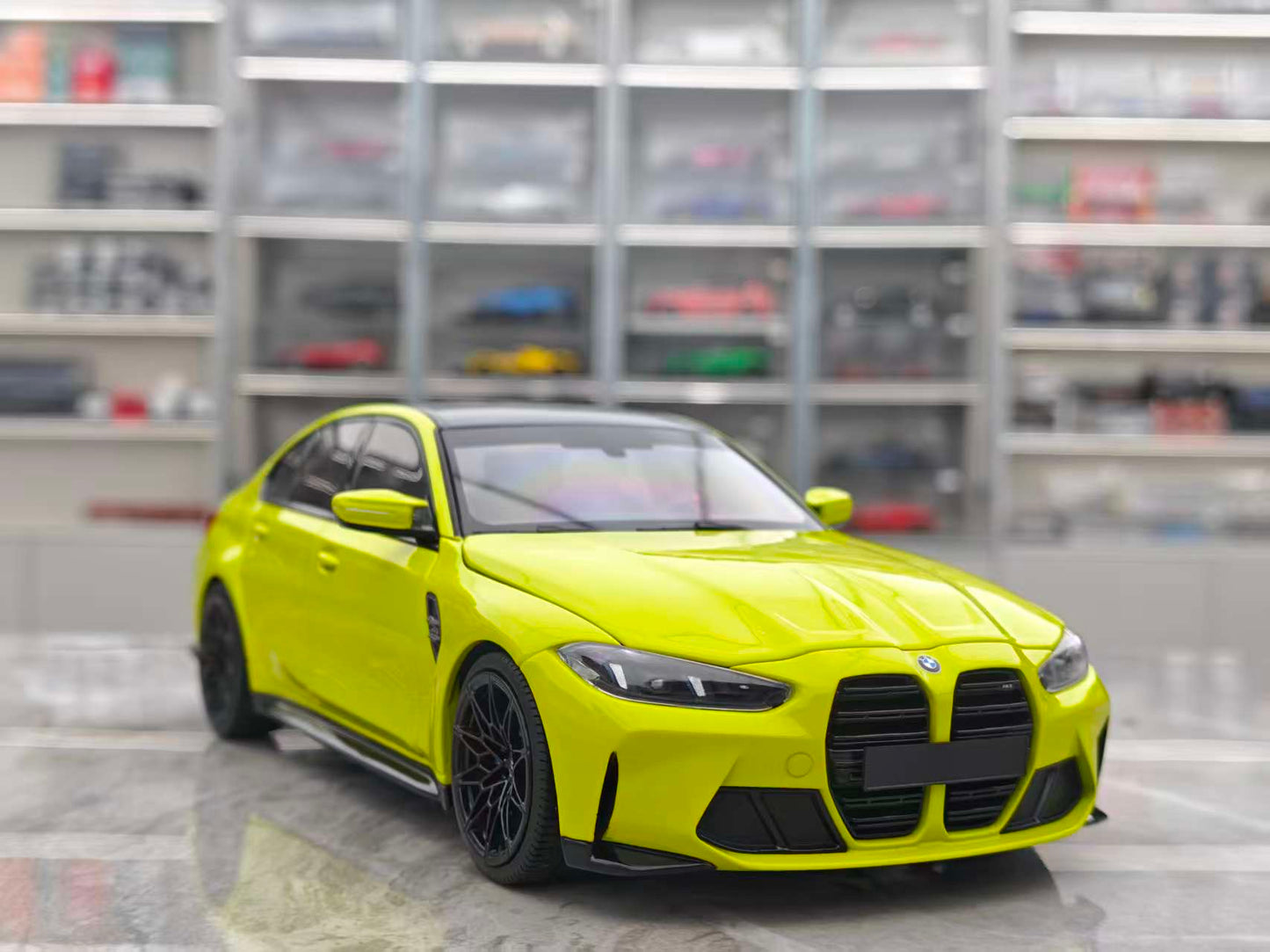 MINICHAMPS 1/18 BMW M3 Yellow 110020222