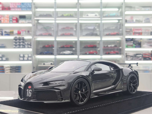 HH Model 1/18 Bugatti Chiron Pur Sport Black Carbon Fiber HH460