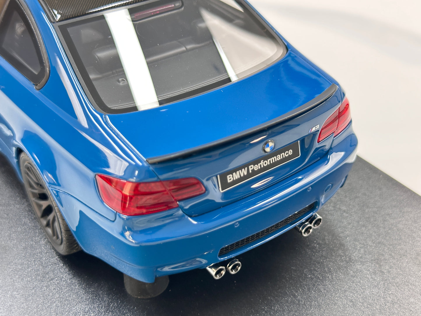GT Spirit 1/18 BMW M3 E92 Blue GT941