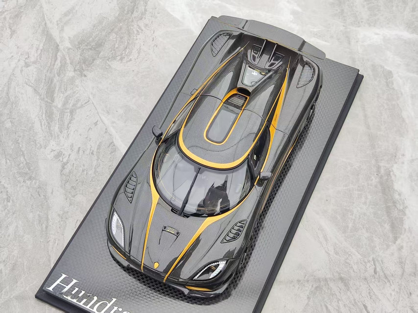 FRONTIART 1/18 Koenigsegg Agera S Hundra 7100 Carbon Gold Resin Full Opening FA187