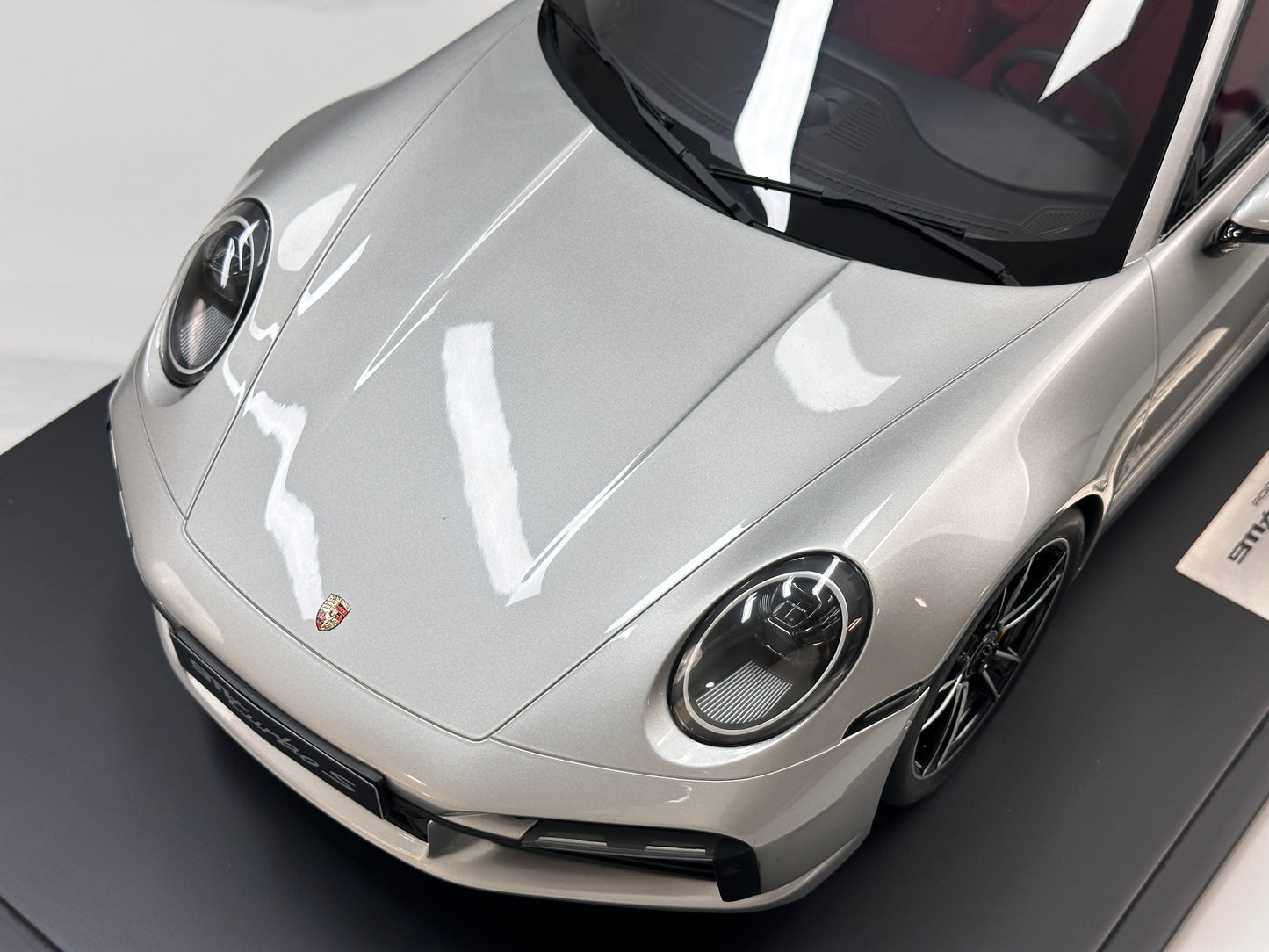GT Spirit 1/8 Porsche 911 [992.1] TURBO S Silver GTS801801